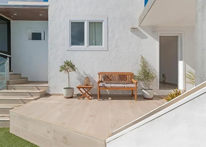 Willa Morro De La Molina Tías